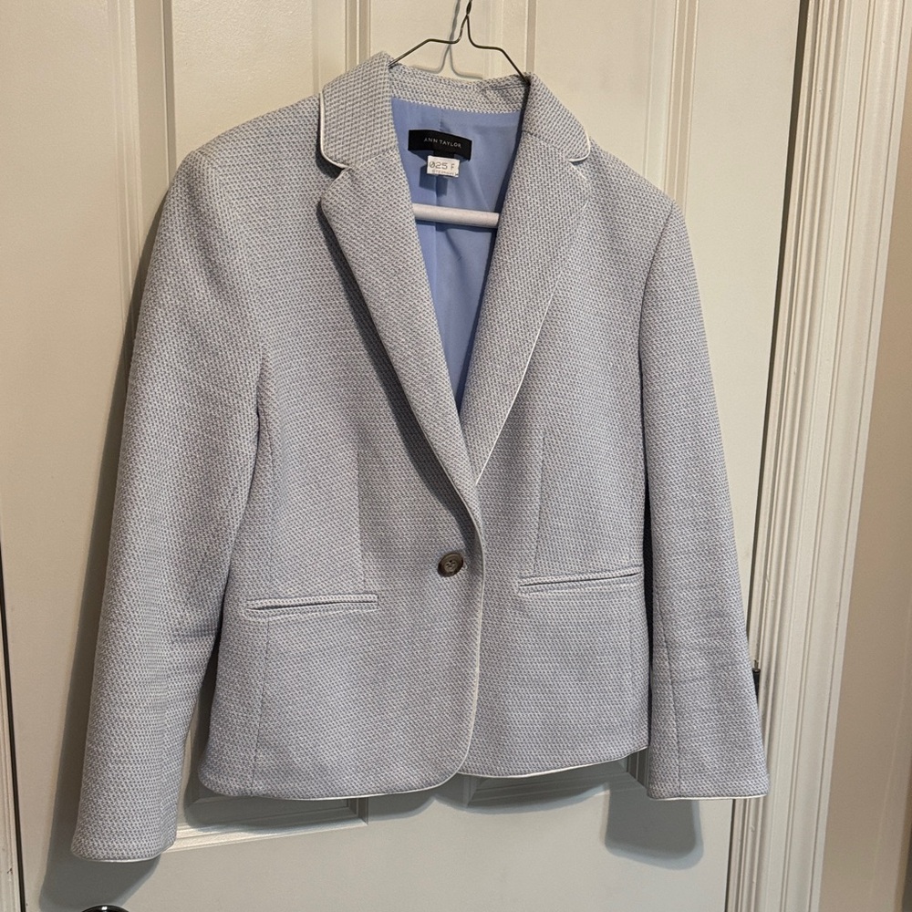 Ann Taylor Women's Light Blue Tweed Blazer size 4